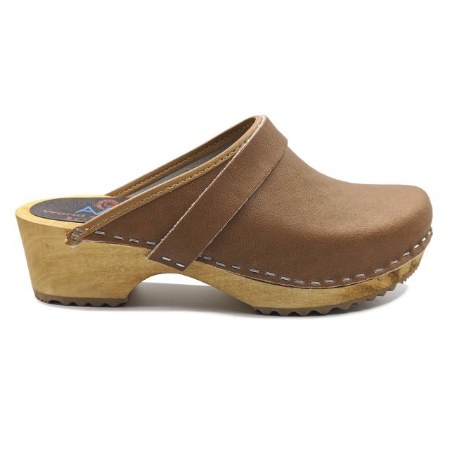 AM-Toffeln 100 Clogs in Light Brown